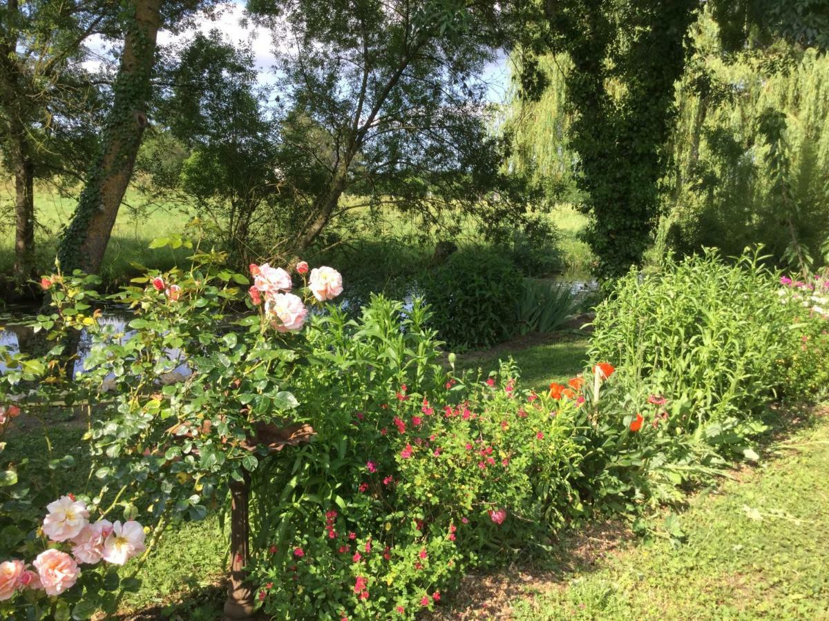 Les Tilleuls De Mary Rille ภายนอก รูปภาพ